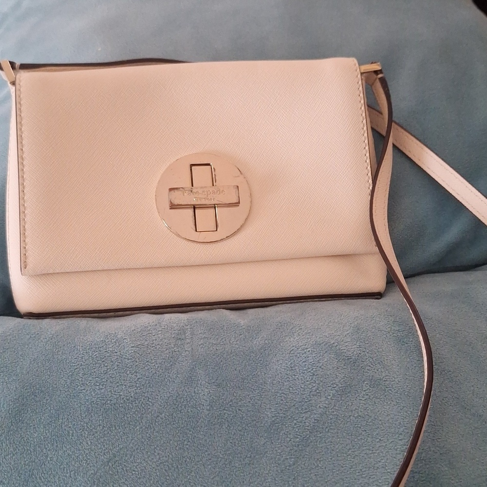 Kate Spade Newbury Lane Sally crossbody. Cream color